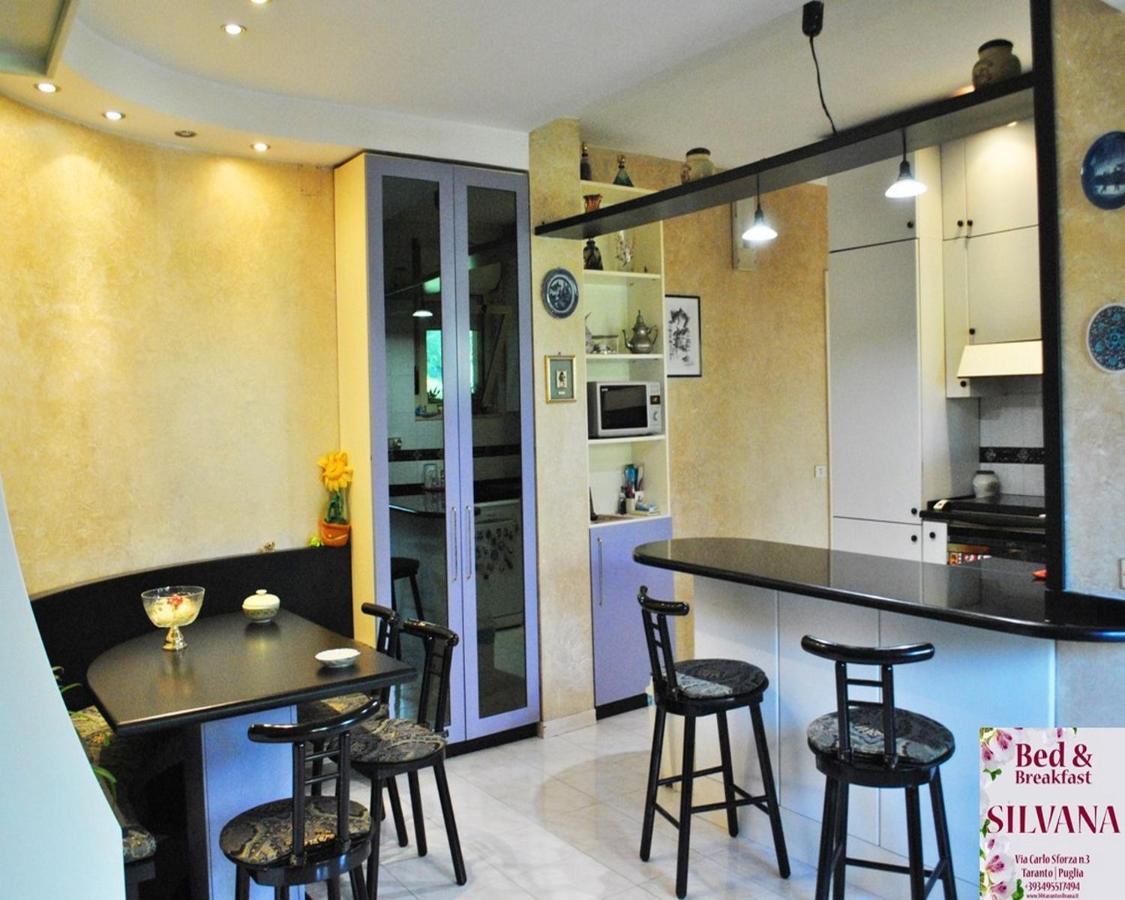 Bed And Breakfast Silvana Taranto Exterior foto