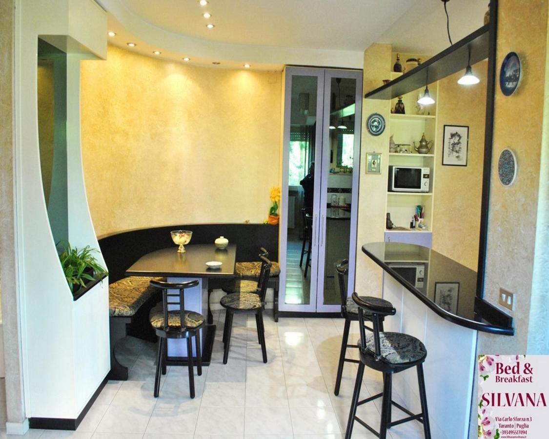 Bed And Breakfast Silvana Taranto Exterior foto